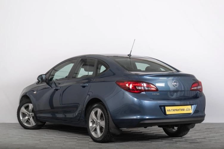 Opel Astra 5 из 6