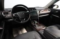 Toyota Camry 7 из 18