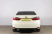 Toyota Camry 5 из 18