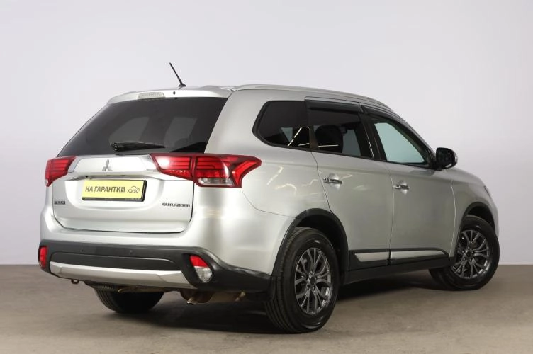 Mitsubishi Outlander 6 из 6