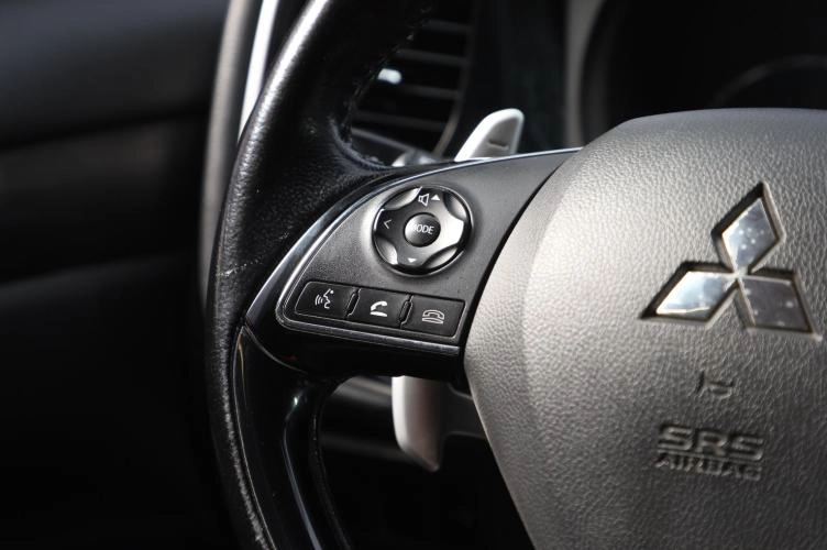 Mitsubishi Outlander 12 из 16