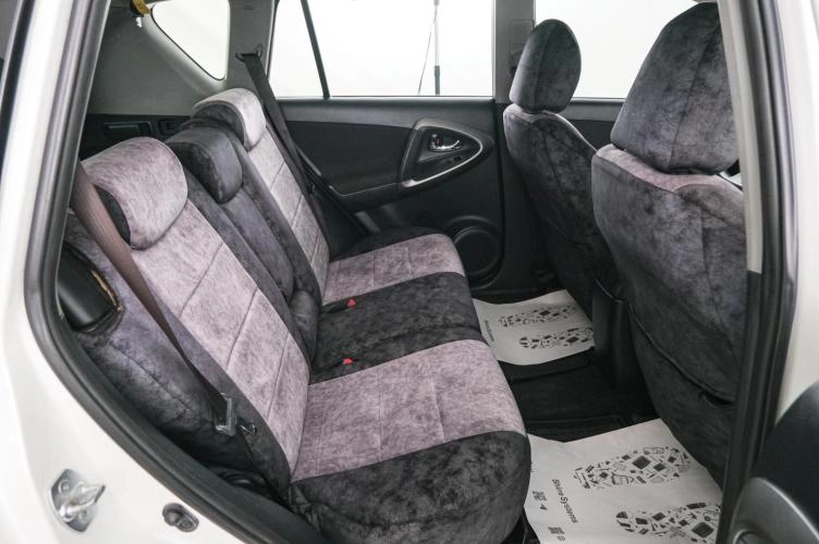 Toyota RAV4 22 из 23