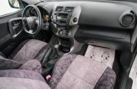 Toyota RAV4 12 из 23