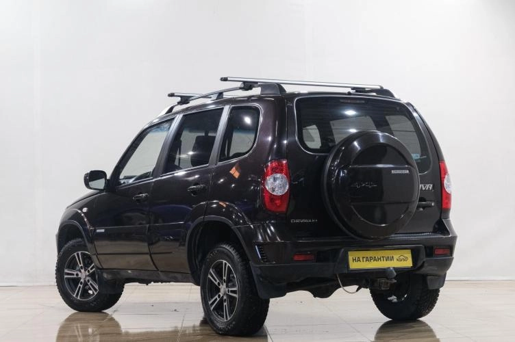 Chevrolet Niva 4 из 6
