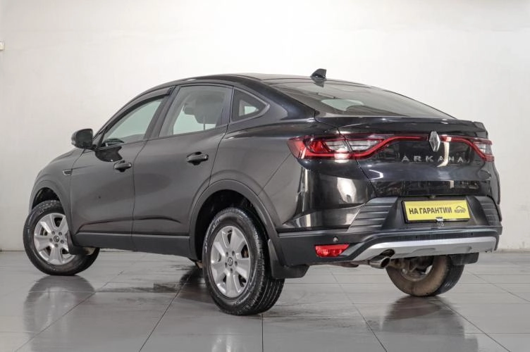 Renault Arkana 4 из 6