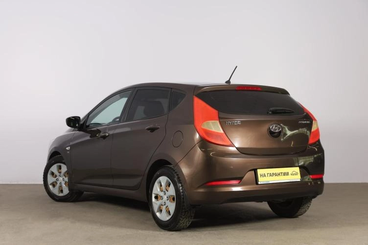 Hyundai Solaris 4 из 6