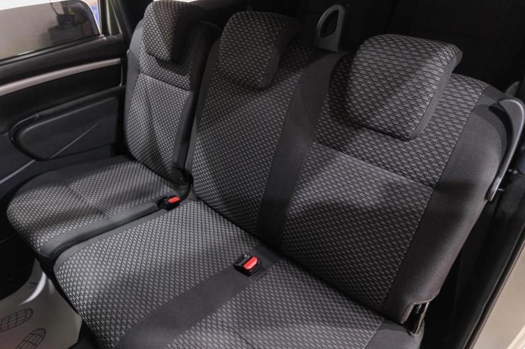 ВАЗ (LADA) Largus 32 из 36