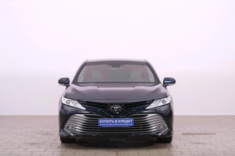Toyota Camry 2 из 6