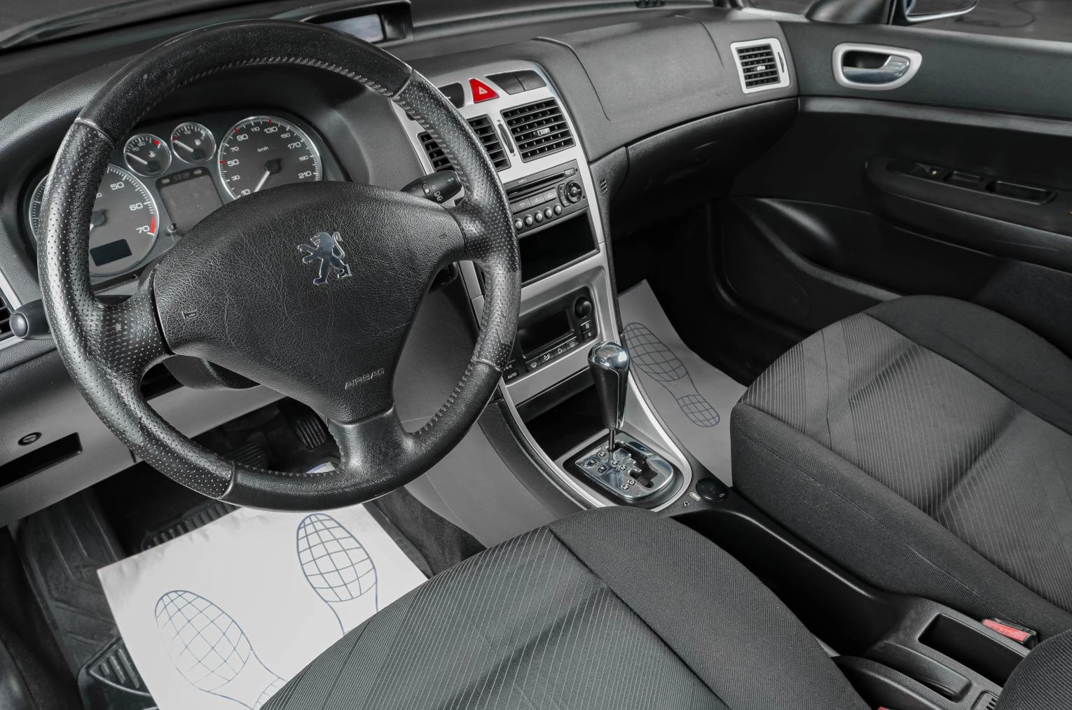 Peugeot 307 7 из 16