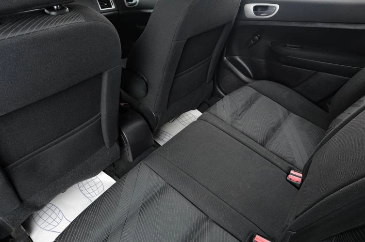 Peugeot 307 8 из 16
