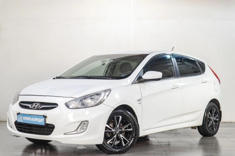 Hyundai Solaris 3 из 6