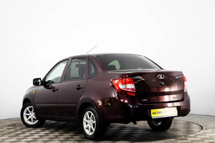ВАЗ (LADA) Granta 6 из 6
