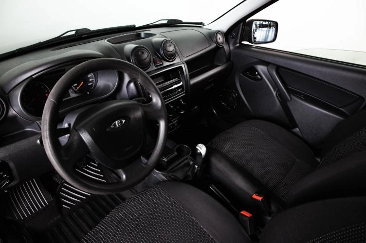 ВАЗ (LADA) Granta 8 из 20