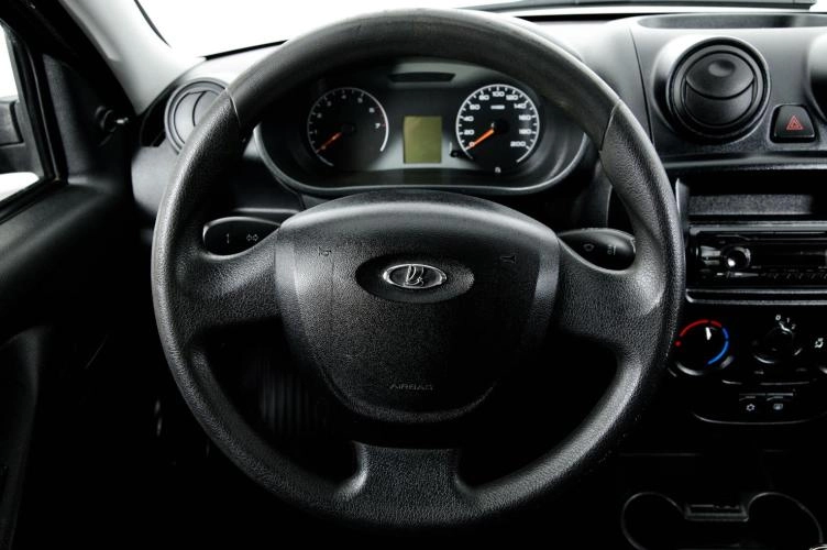ВАЗ (LADA) Granta 15 из 20