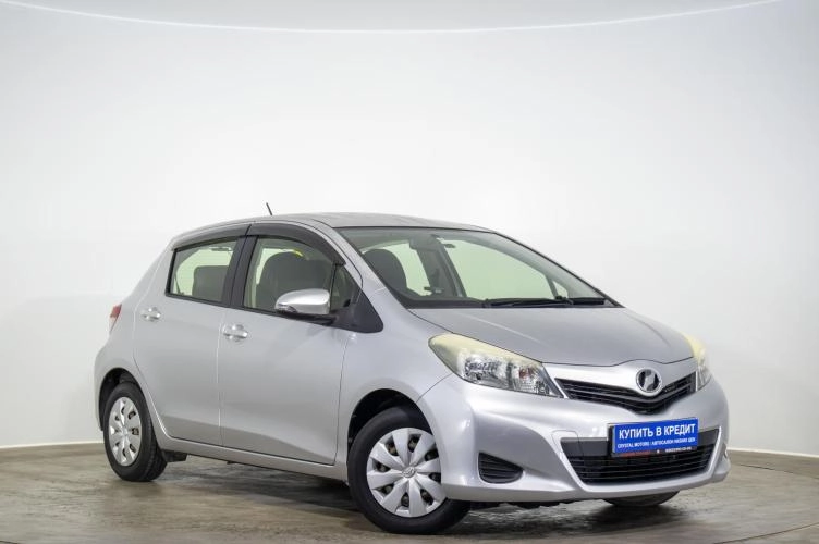 Toyota Vitz 1 из 6