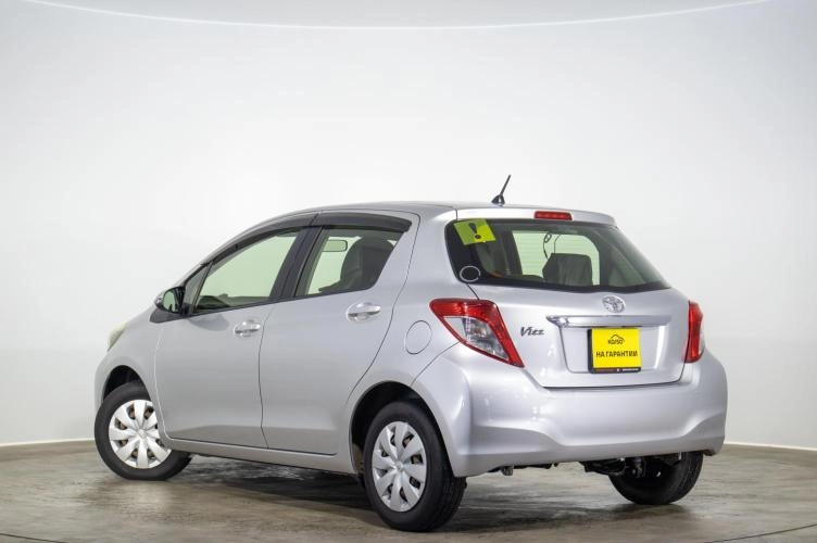 Toyota Vitz 6 из 6