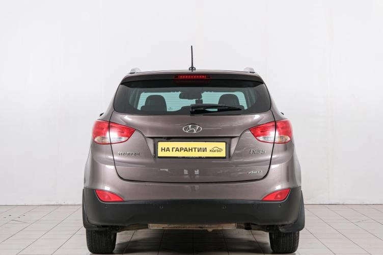 Hyundai ix35 5 из 6