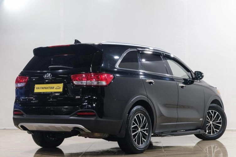 KIA Sorento 6 из 6