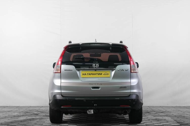 Honda CR-V 5 из 6