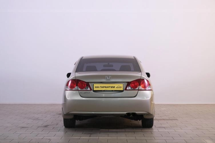 Honda Civic 5 из 6
