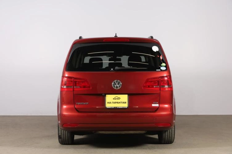 Volkswagen Touran 5 из 6