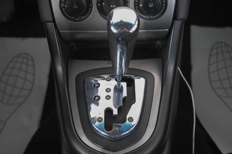 Peugeot 308 17 из 21