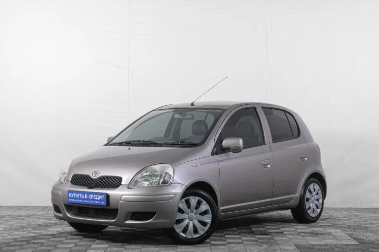 Toyota Vitz 3 из 6