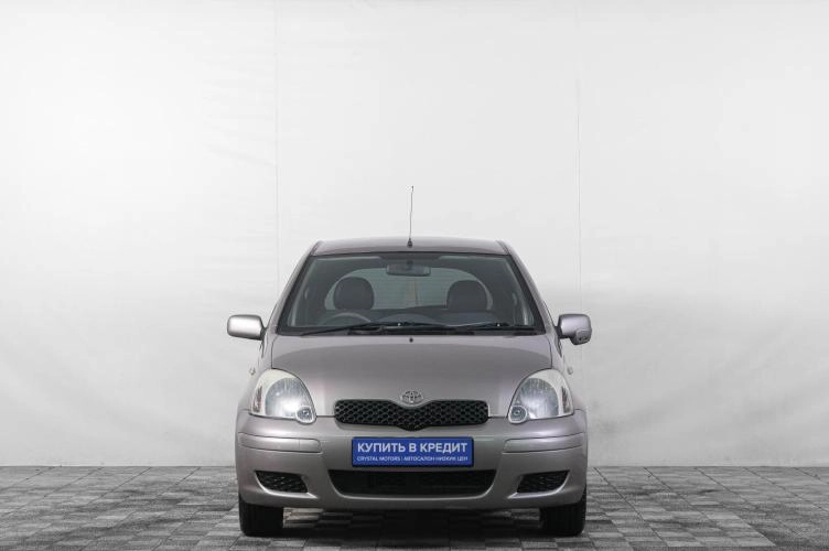 Toyota Vitz 2 из 6