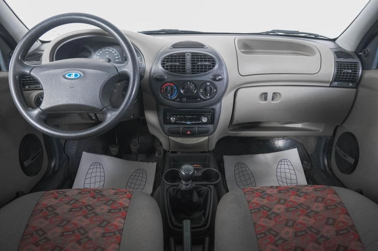 ВАЗ (LADA) Kalina 13 из 19