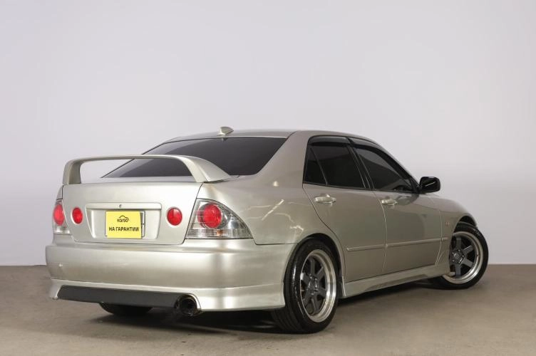 Toyota Altezza 6 из 6