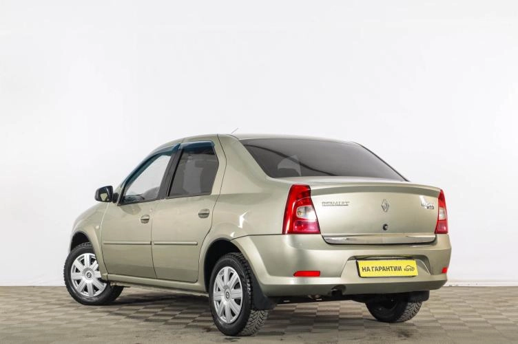Renault Logan 4 из 6