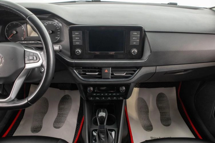 Volkswagen Polo 18 из 26