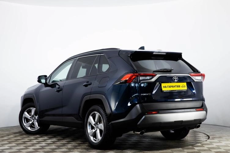 Toyota RAV4 6 из 6