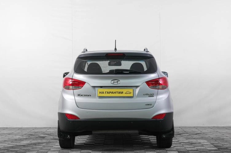 Hyundai Tucson 5 из 6