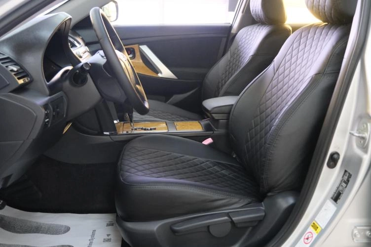 Toyota Camry 7 из 21