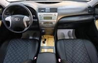 Toyota Camry 13 из 21