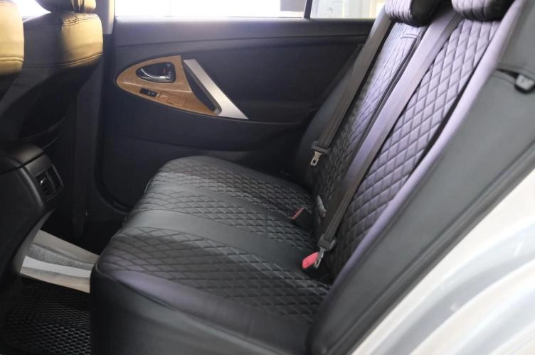 Toyota Camry 19 из 21