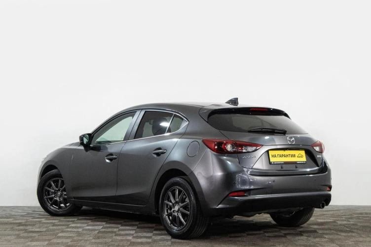 Mazda Axela 6 из 6