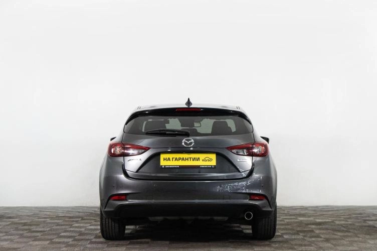 Mazda Axela 5 из 6
