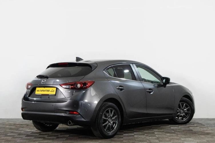Mazda Axela 4 из 6