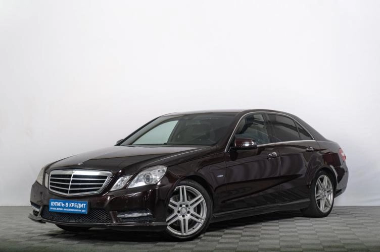 Mercedes-Benz E-класс 2 из 6