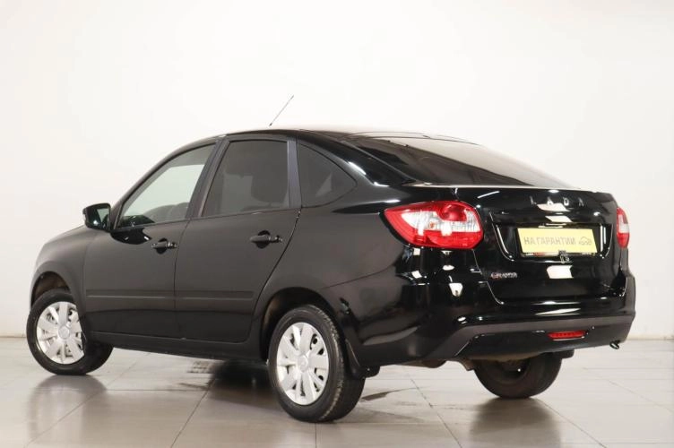 ВАЗ (LADA) Granta 4 из 6