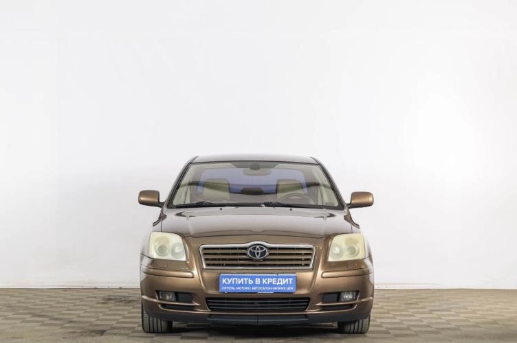 Toyota Avensis 2 из 6
