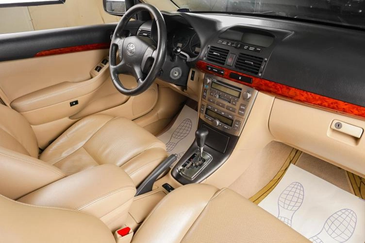 Toyota Avensis 10 из 20