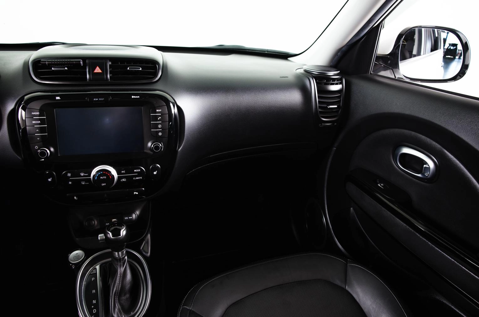 KIA Soul 15 из 25