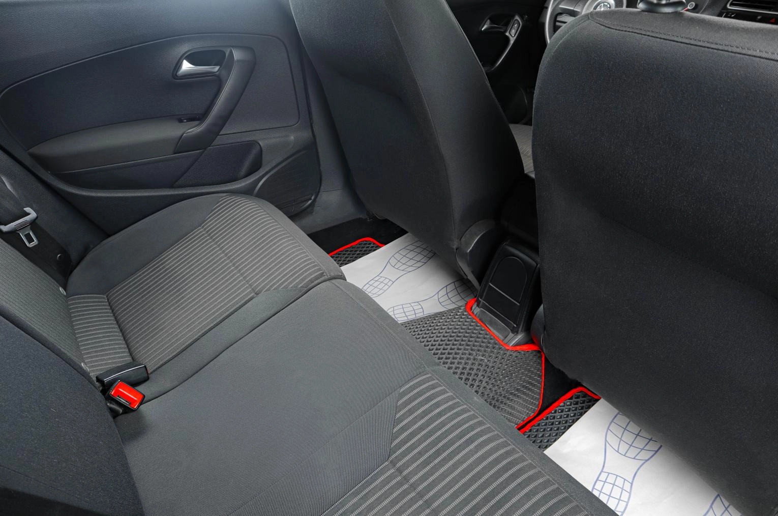 Volkswagen Polo 9 из 16