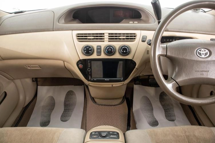 Toyota Vista Ardeo 15 из 23
