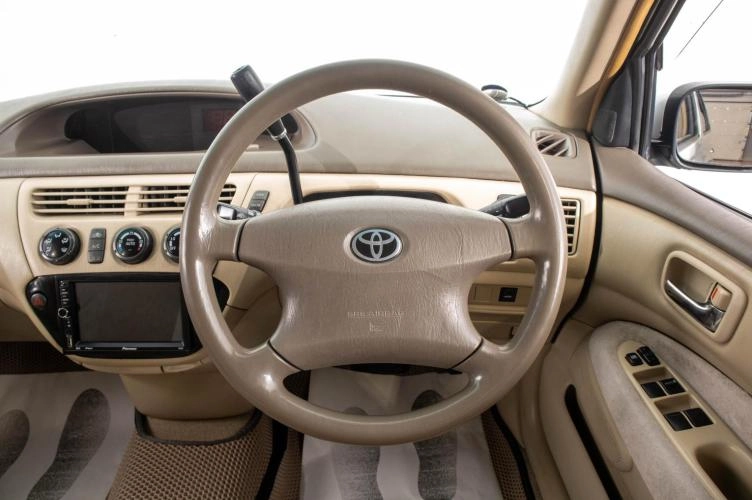 Toyota Vista Ardeo 13 из 23