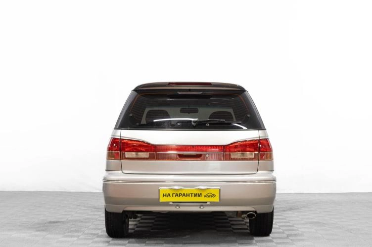 Toyota Vista Ardeo 5 из 6