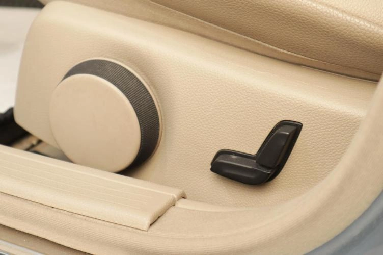 Mercedes-Benz C-класс 21 из 23